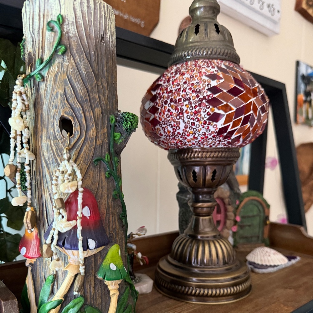 Vintage Whimsical Shell Earrings